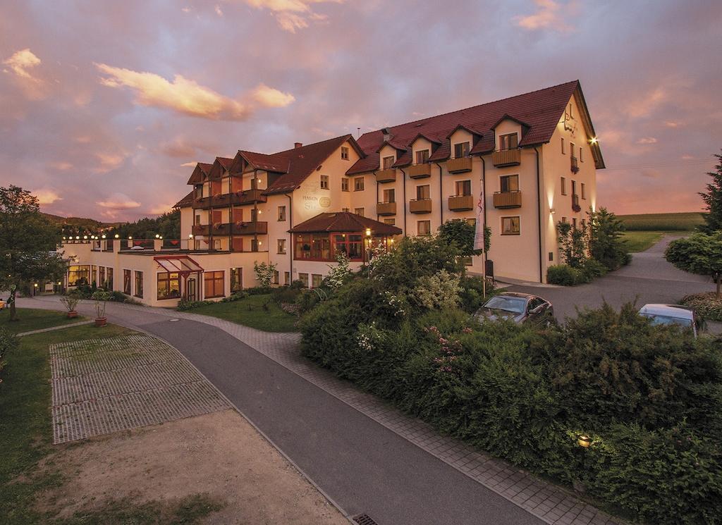 Panorama-Hotel Am See Neunburg vorm Wald Exterior photo